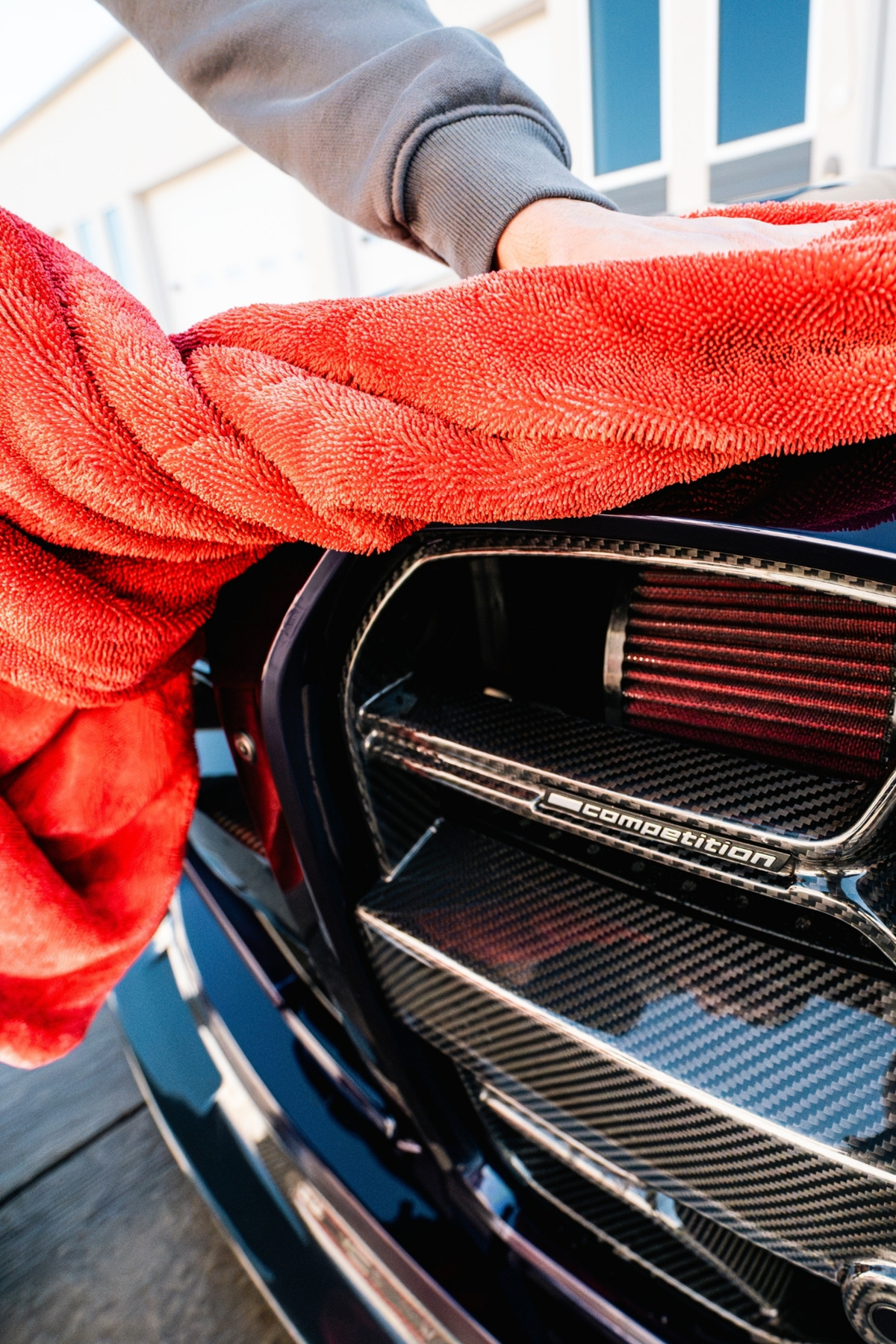 Blackline viral drying towel, black twisted-loop microfiber car drying towel shown folded.