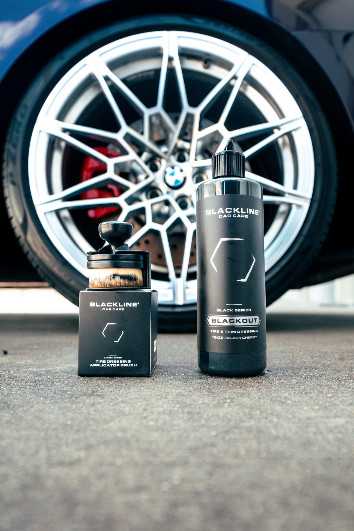 Final exterior look after applying the Blackline Blackout Bundle.