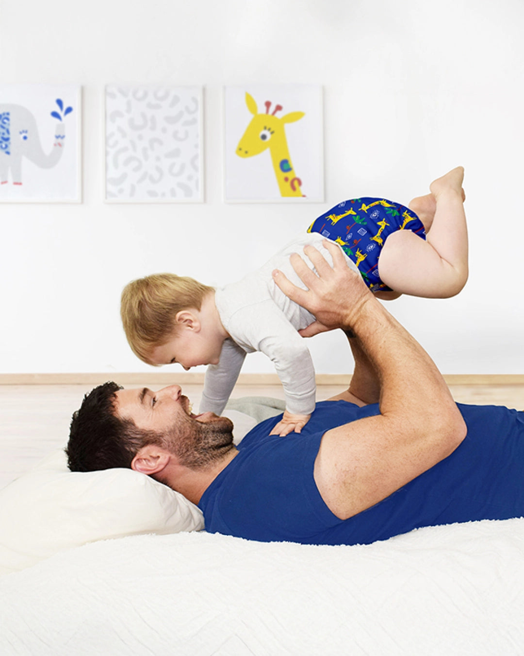 The Miosolo Classic Reusable Diaper in Giraffe Jamboree - Bambino Mio (EU)