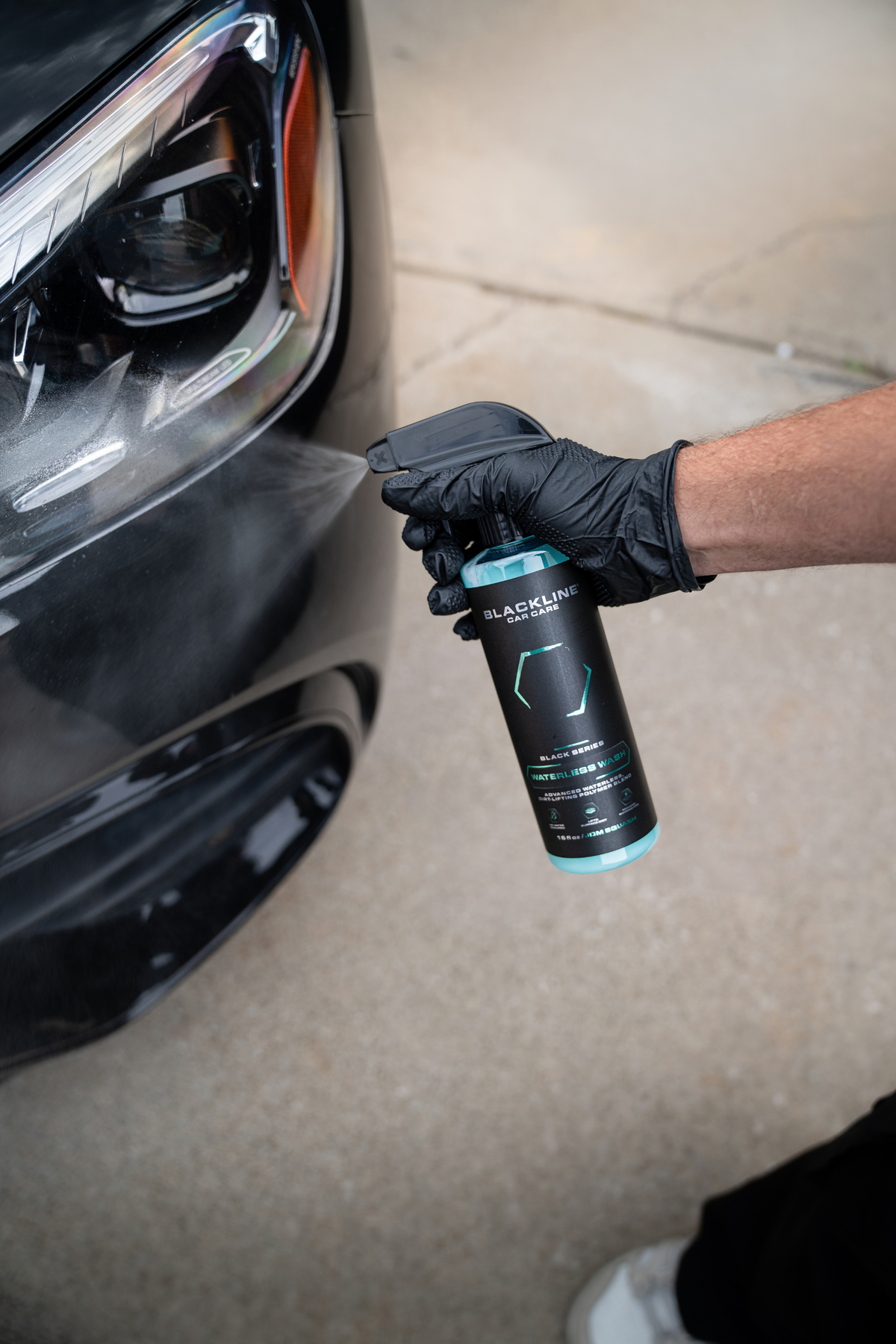 Blackline Waterless Wash angled view showing trigger nozzle and product label