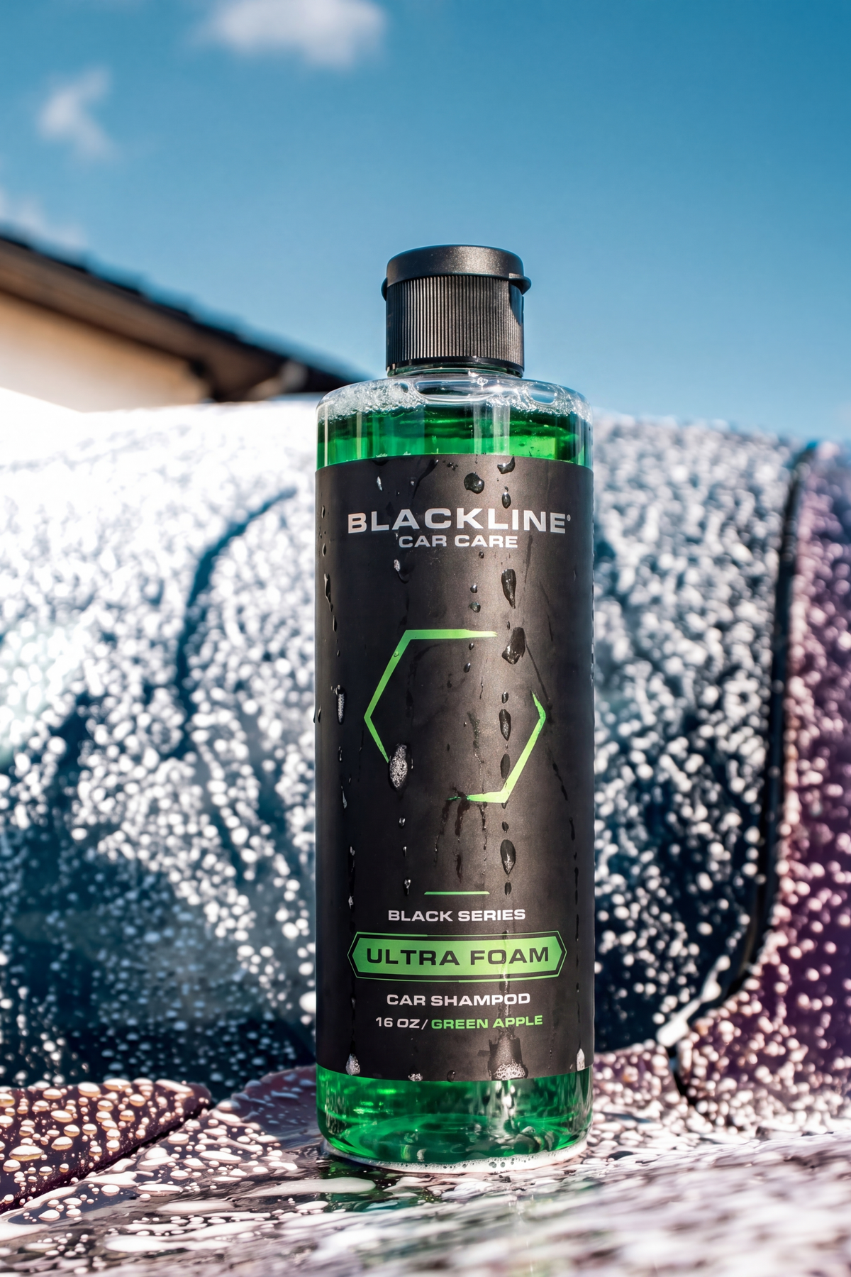 Blackline Ultra Foam 64oz Green Apple lifestyle photo during a foam wash.