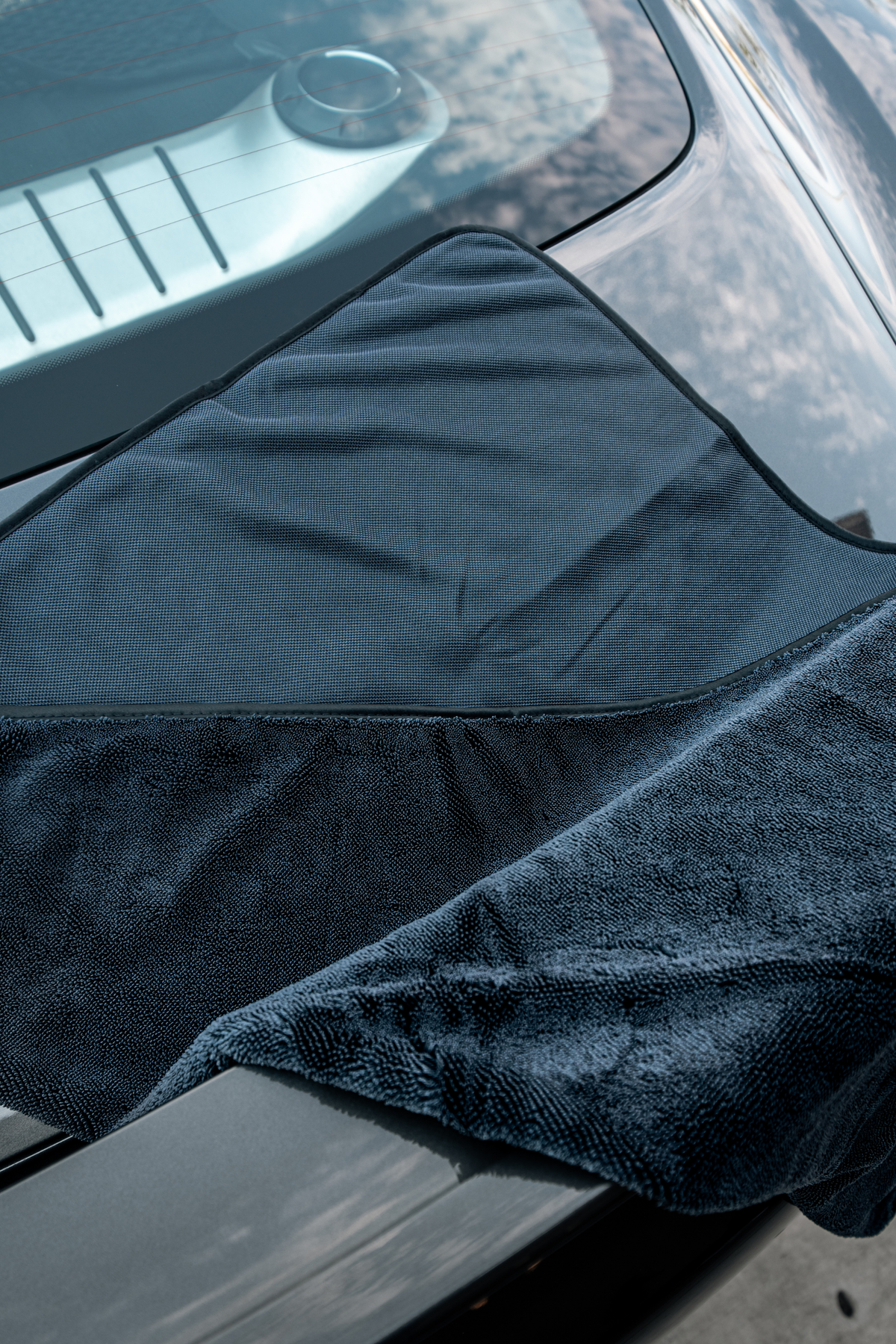 Blackline Slim Drying Towel showing the one-sided design.